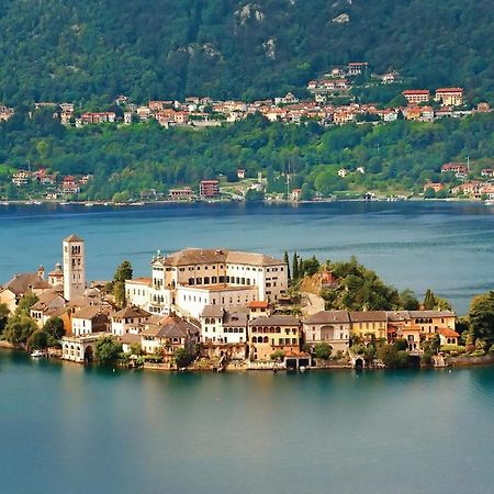Casa Cinzia Apartment Baveno Bagian luar foto